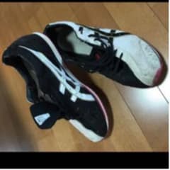 ランニングシューズのサムネイル