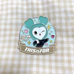 TWICE LOVELYS ランダムピンバッチ　ミナ　THIS IS FORのサムネイル