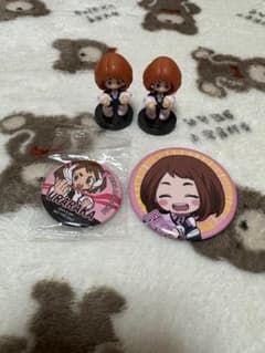 僕のヒーローアカデミア 麗日お茶子 フィギュア 缶バッジ セットのサムネイル