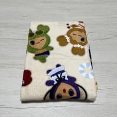 TWICE LOVELYS しまむら　バスタオルのサムネイル