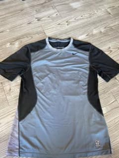 メンズ　NIKE ナイキ Tシャツのサムネイル