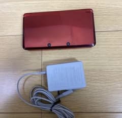 ニンテンドー3DS レッド 本体 ACアダプター付きのサムネイル