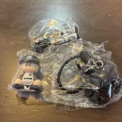 千葉ロッテマリーンズ パワプロくん 応援バット＆ヘルメットキーホルダー 3点のサムネイル