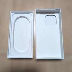 Apple iPhone 16 Pro 空箱のサムネイル