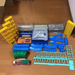 [プラレール] 大きなドームステーション 田舎の駅 トンネルセット 値引きOK！のサムネイル