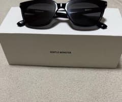 値下げ交渉ありGENTLE MONSTER MONDO ブラックサングラス - メルカリ