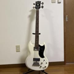Epiphone SG ベース（ホワイト）＋ ソフトケース付き Epiphone SG ベース（ホワイト）＋ ソフトケース付き - メルカリ