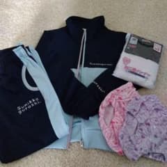 すみっコぐらし ジャージ上下セット 
女児肌着
女児パンツ

未使用セット売りのサムネイル
