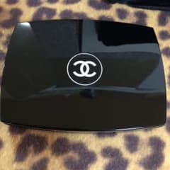 ちゃ様専用です‼️‼️CHANELファンデーション✨のサムネイル