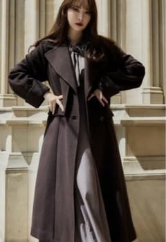 her lip to ♡ Capucines Long River Coatのサムネイル