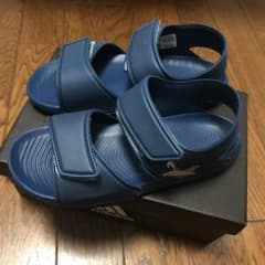 アディダスサンダル   サイズ2２センチ（本日お値下げ）のサムネイル