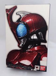 S.H.Figuarts（真骨彫製法）仮面ライダーカブト ライダーフォームのサムネイル
