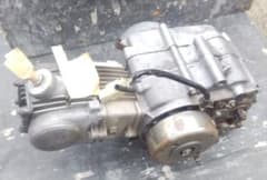 ホンダ純正スーパーカブC50ボアアップエンジンのサムネイル
