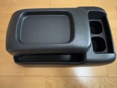 9型ハイエース　ナローボディー純正センターコンソール　新車外しのサムネイル