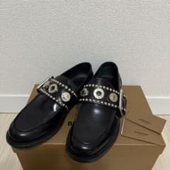 Burberry ローファー  スタッズ レザー ベルト 黒 Marita Burberry ローファー コイン スタッズ レザー ベルト 黒 Marita - メルカリ