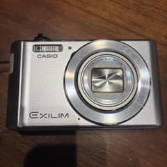CASIO EXILIM 16.1メガピクセル コンパクトデジタルカメラ - メルカリ