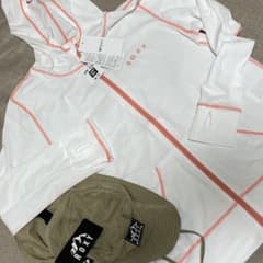 ROXY ラッシュガード、帽子のサムネイル