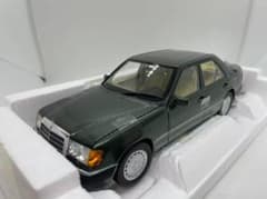 304-055 ノレブ 1/18 メルセデスベンツ 230 E 1990 304-055 ノレブ 1/18 メルセデスベンツ 230 E 1990 - メルカリ