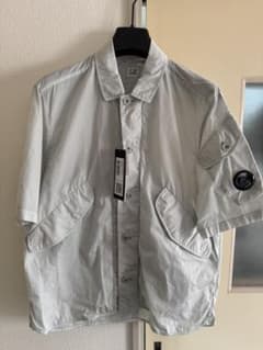 C.P.COMPANY ナイロンシャツ XL 新品 サックス - メルカリ