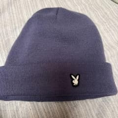 playboy ニット帽　薄むらさき色　レディースのサムネイル