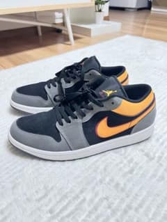 NIKE AIR JORDAN 1 MID ブラック グレー オレンジ 美品のサムネイル
