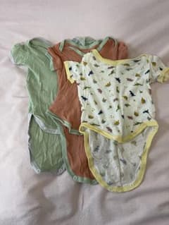 3枚セット　半袖メッシュ肌着　無地　恐竜柄のサムネイル