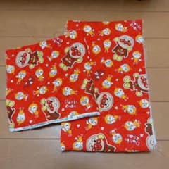 アンパンマン キルティング生地 レッド　ハギレのサムネイル