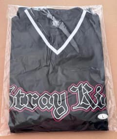 StrayKids dominATE ゲームシャツ L 新品未開封のサムネイル