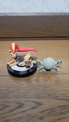立体ポケモン図鑑XY　シシコ　　カエンジシ（メス）　ゴローン