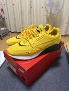 【未使用】PUMA PORSCHE スニーカー イエロー 27cmのサムネイル