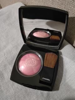 CHANEL ジュ コントゥラスト 64 ピンク エクスプロージョン チークのサムネイル
