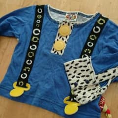 【さゆネコ様専用】ブーフーウー ロングTシャツのサムネイル