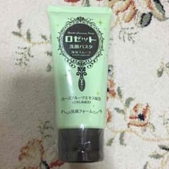 ロゼット洗顔料のサムネイル