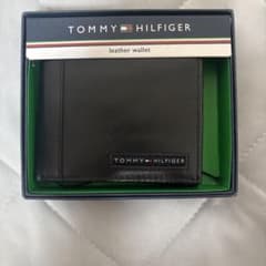 TOMMY HILFIGER 二つ折り財布 ブラックのサムネイル