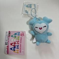 TWICE LOVELYS GIGO限定 チャーム付きマスコット ナヨン - メルカリ