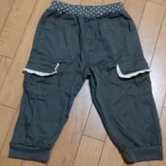 未使用品　size140　女のコ　ひざ丈パンツのサムネイル