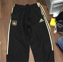 adidas シャカシャカ素材 ジャージのサムネイル
