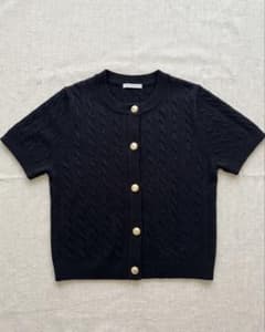 【極美品】GU ケーブルメタルボタンカーディガン 半袖 M ネイビー 完売品のサムネイル