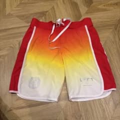 LYFT サーフパンツ 水着 ホワイト ネイビー レッド　サイズL LYFT サーフパンツ レッド×イエロー Lサイズ - メルカリ