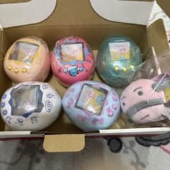 たまごっち　キャリーケース5個➕おやじっちマスコットのサムネイル