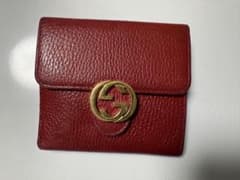 GUCCI 二つ折り財布 レッド インターロッキングG - メルカリ