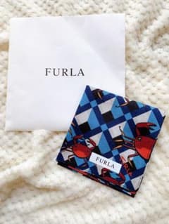 FURLA ハンカチのサムネイル