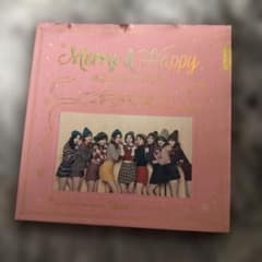 TWICE Merry & Happy 1st Album Repackageのサムネイル