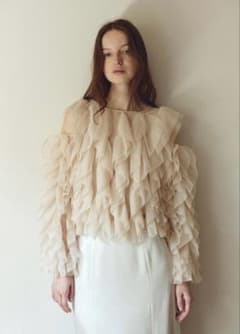 【THE TOE】Gardenia Tulle Frill Topsのサムネイル