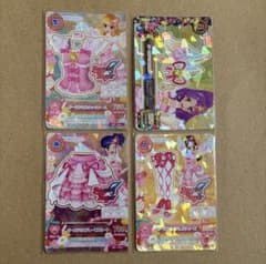 オーロラキスコーデ アイカツカード 星宮いちご 霧矢あおい 紫吹蘭