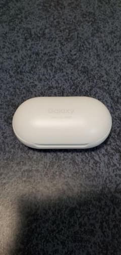 Galaxy Buds 　ワイヤレスイヤフォンのサムネイル