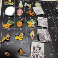 ディズニーピン プルート 海外 ピンバッチ ピンバッジ セット