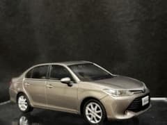 トヨタ COROLLA AXIO カラーサンプル シャンパンゴールドのサムネイル
