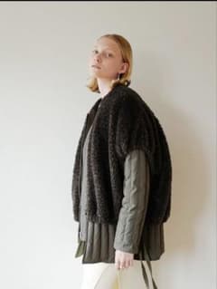 CLANE BOA VEST LAYERED DOWNCOAT - KHIKI - メルカリ