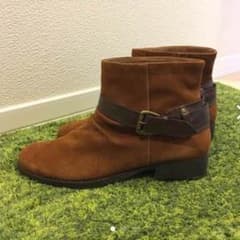 ショートブーツのサムネイル